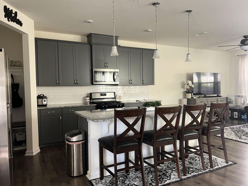 1232 Grenshaw Dr, Morrisville, NC 27560