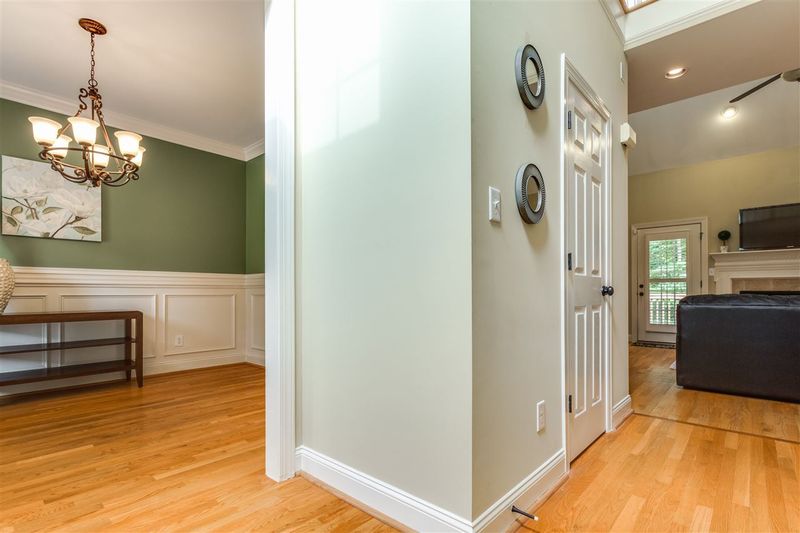 1232 Greystone Park Dr, Raleigh, NC 27615