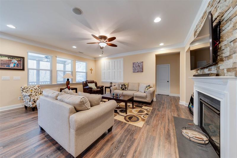 1233 Bellreng Dr, Wake Forest, NC 27587