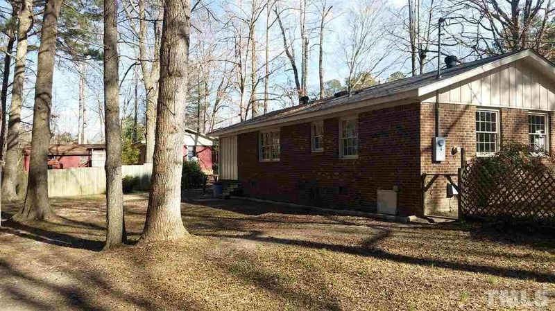 1233 Damascus Dr, Wendell, NC 27591