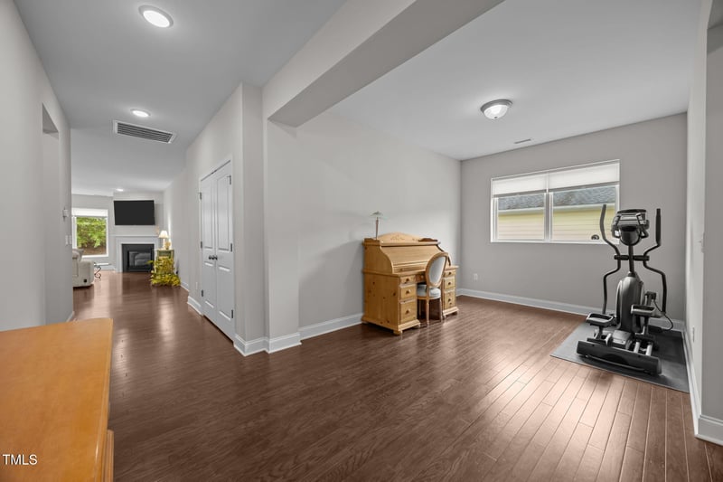 1233 Elk Falls Dr, Wendell, NC 27591