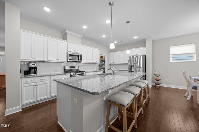 1233 Elk Falls Dr, Wendell, NC 27591