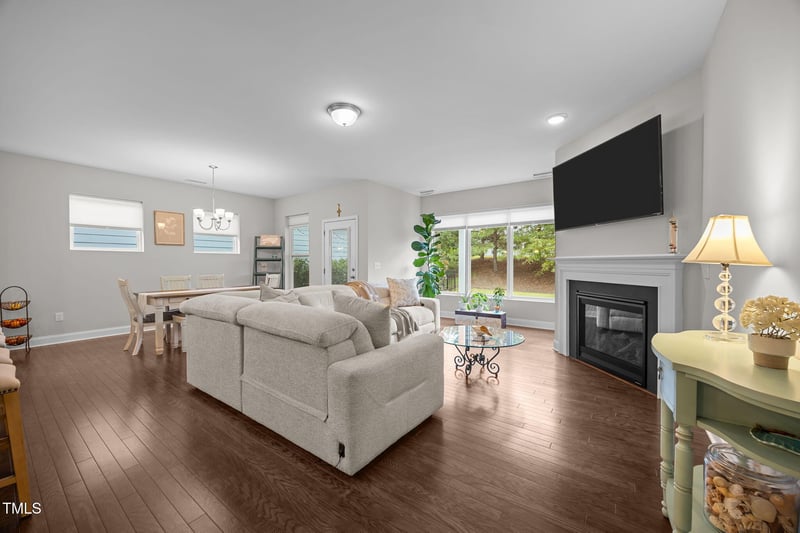 1233 Elk Falls Dr, Wendell, NC 27591