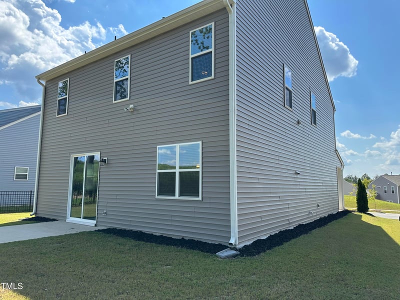 1233 Shadow Shade Dr, Wake Forest, NC 27587