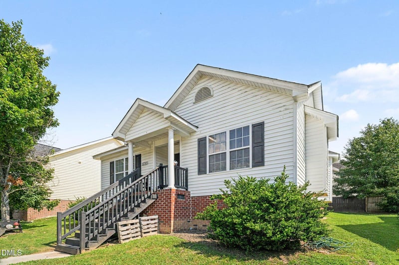 1233 Sweetgrass St, Knightdale, NC 27545
