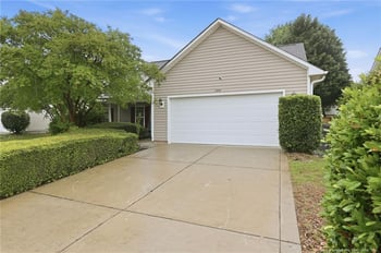 1235 Chimney Swift Dr, Fayetteville, NC 28306