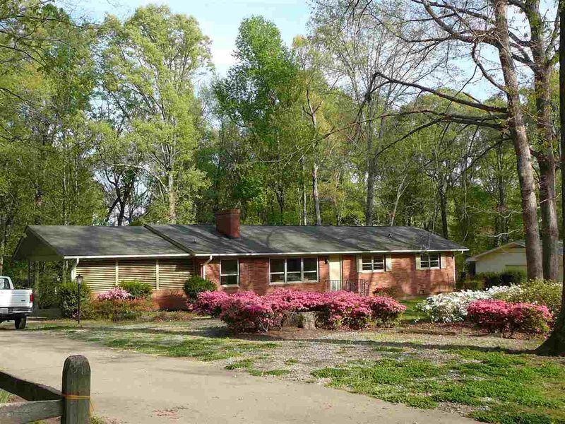 1235 Fairlane Rd, Cary, NC 27511