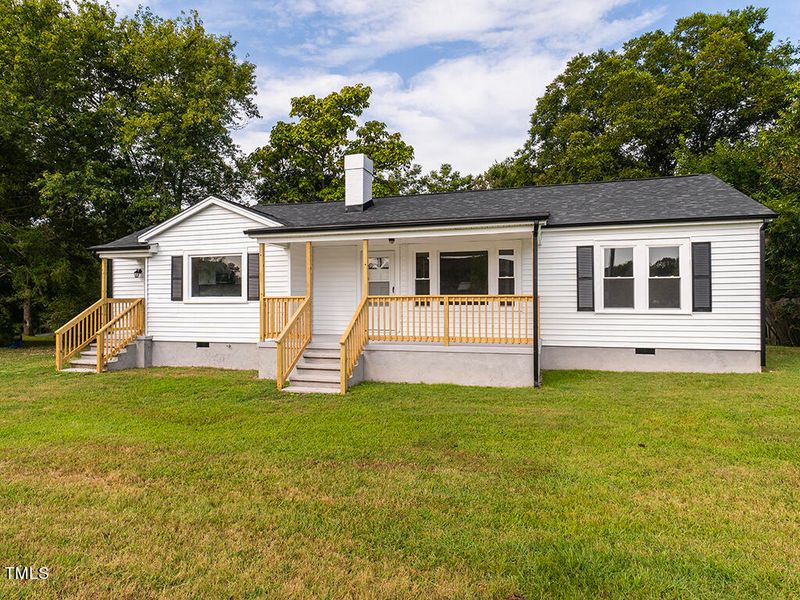 1235 S Main St, Graham, NC 27253