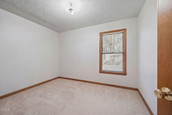 1235 Selwyn Ln, Cary, NC 27511