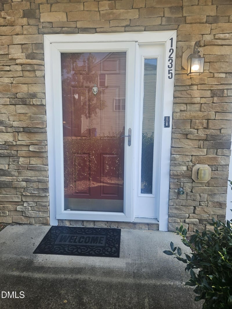 1235 Stone Manor Dr, Raleigh, NC 27610