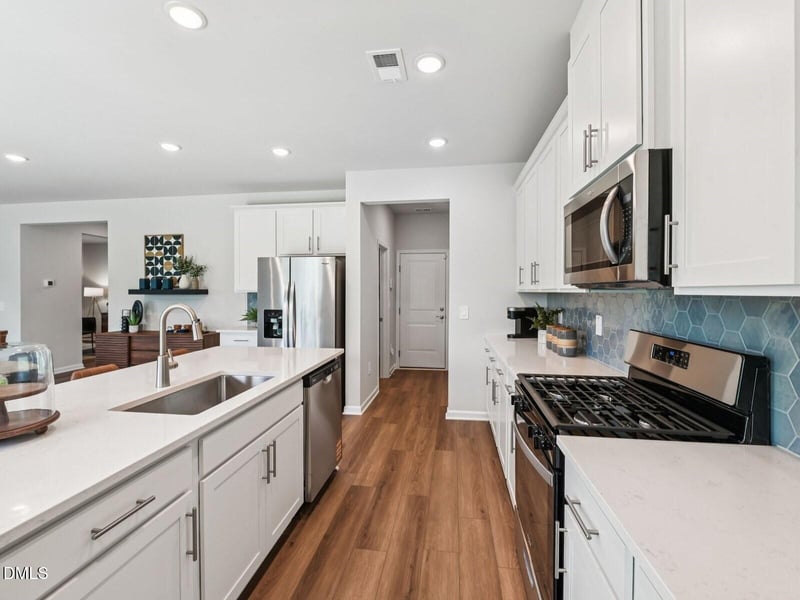 1235 Winding Spring Dr, Mebane, NC 27302