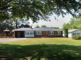 1236 Grissom Farm Rd, Garner, NC 27529