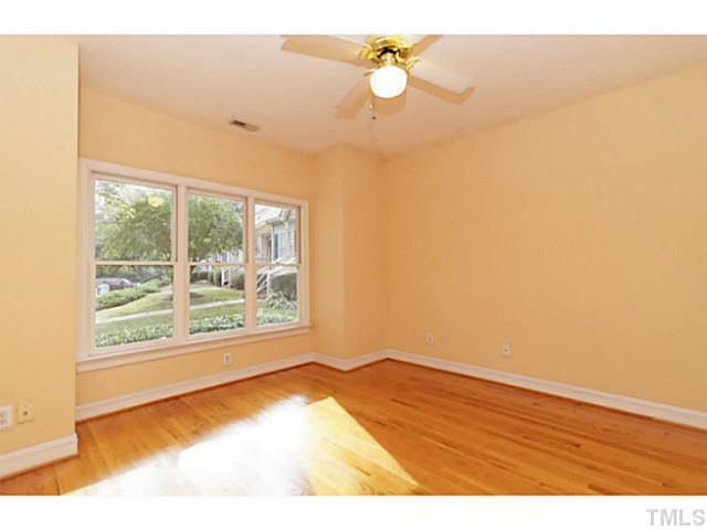 1236 Shadowbark Ct, Raleigh, NC 27603