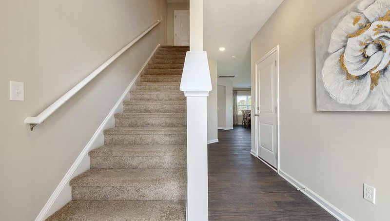 1237 Adrian Ct, Mebane, NC 27302