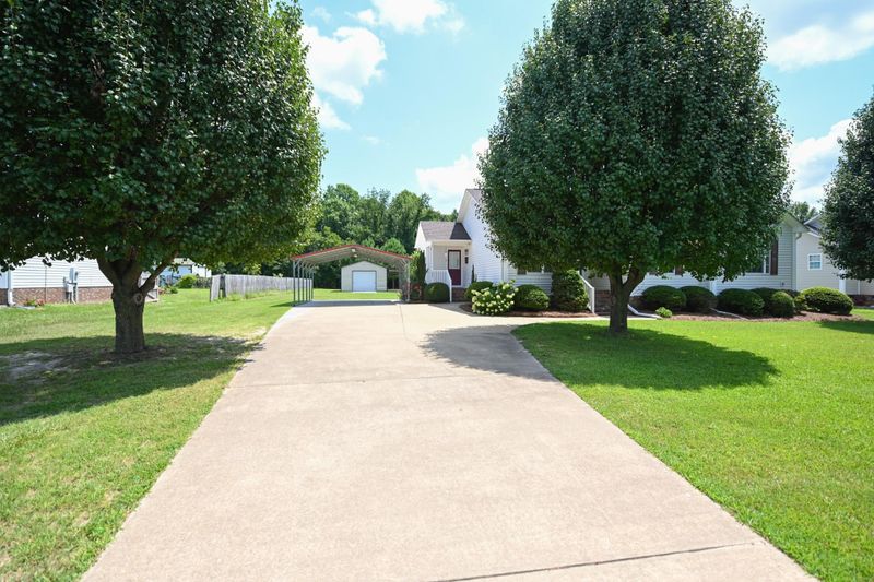 1237 Smith Rd, Smithfield, NC 27577
