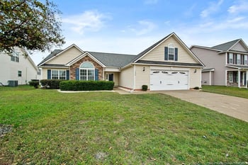 1238 Snowy Egret Dr, Fayetteville, NC 28306
