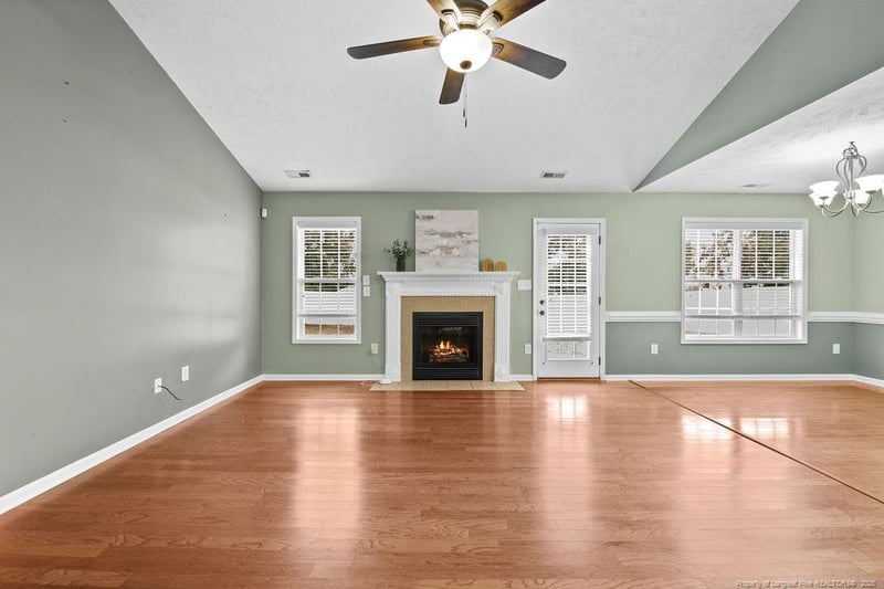 1238 Snowy Egret Dr, Fayetteville, NC 28306