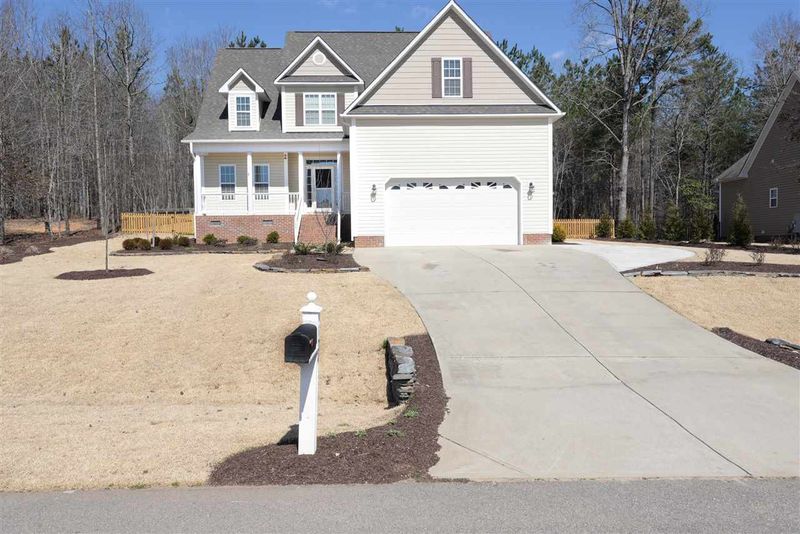 124 Ainsley Ct, Clayton, NC 27527