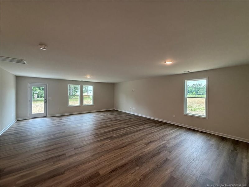 124 Baxley Dr, Dunn, NC 28334