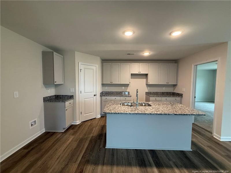 124 Baxley Dr, Dunn, NC 28334