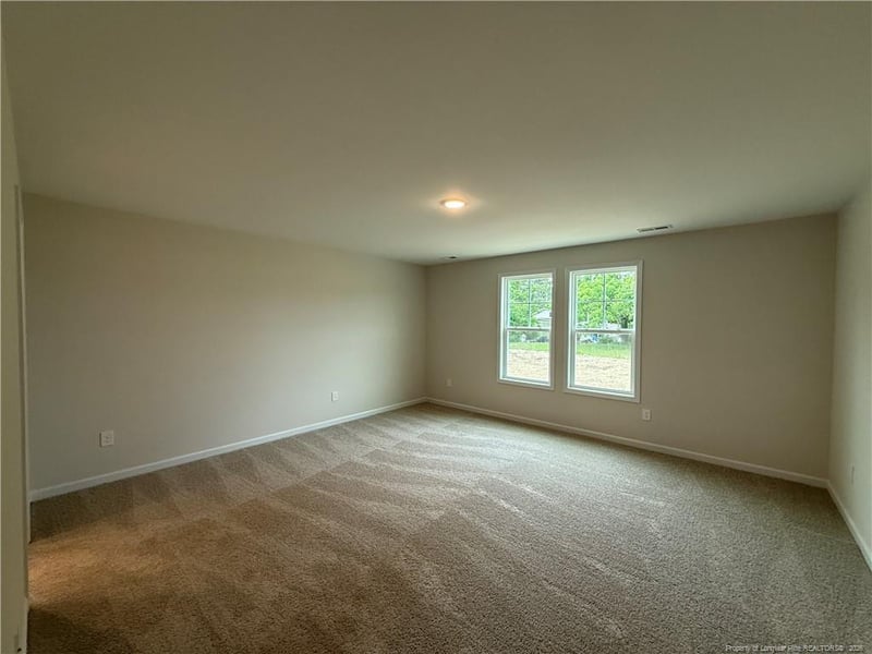 124 Baxley Dr, Dunn, NC 28334