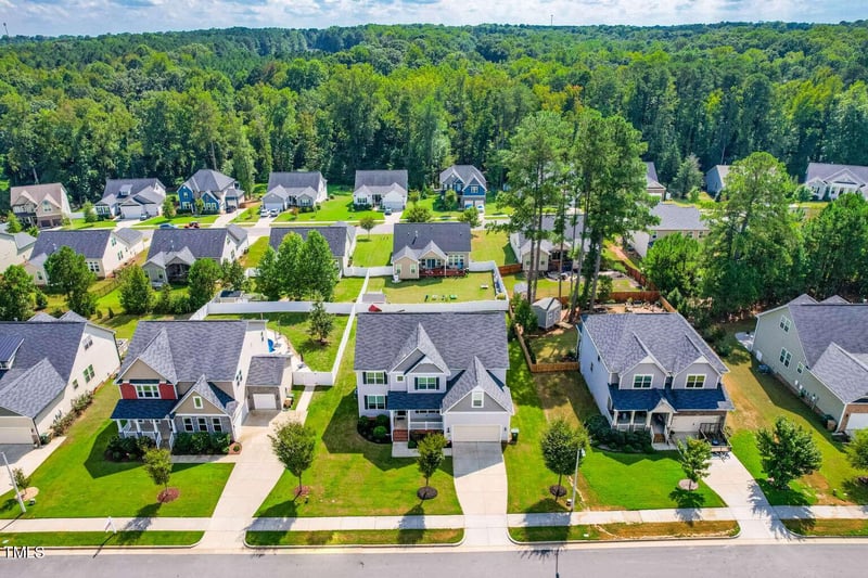 124 Blossom Creek Dr, Garner, NC 27529