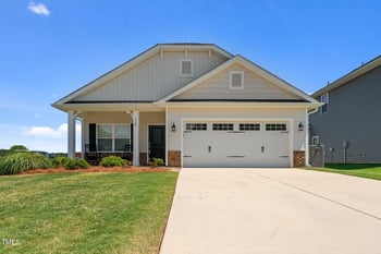 124 Boomer St, Benson, NC 27504