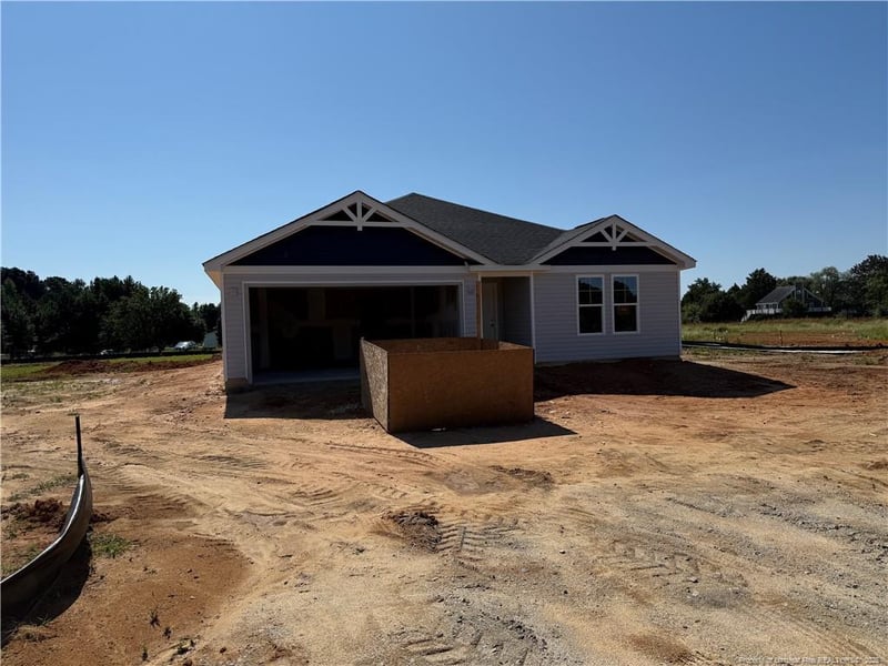 124 Boston River Dr, Dunn, NC 28334
