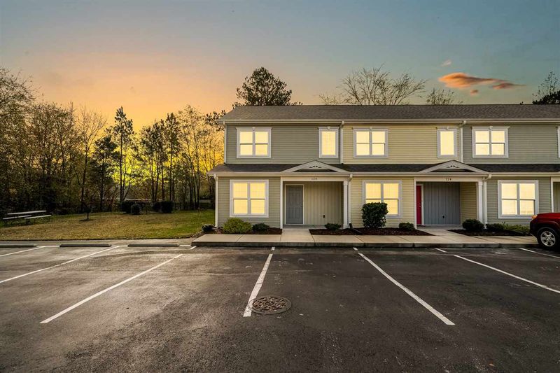 124 Brickyard Ln, Lillington, NC 27546