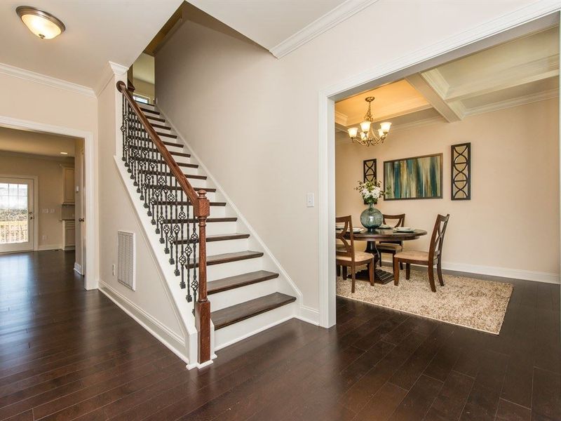 124 Brushy Lake Dr, Cary, NC 27523