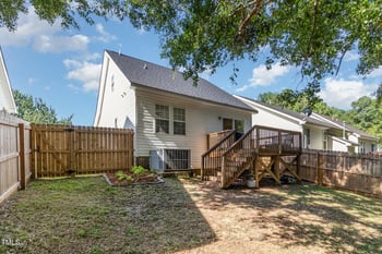 124 Cliffdale Rd, Holly Springs, NC 27540