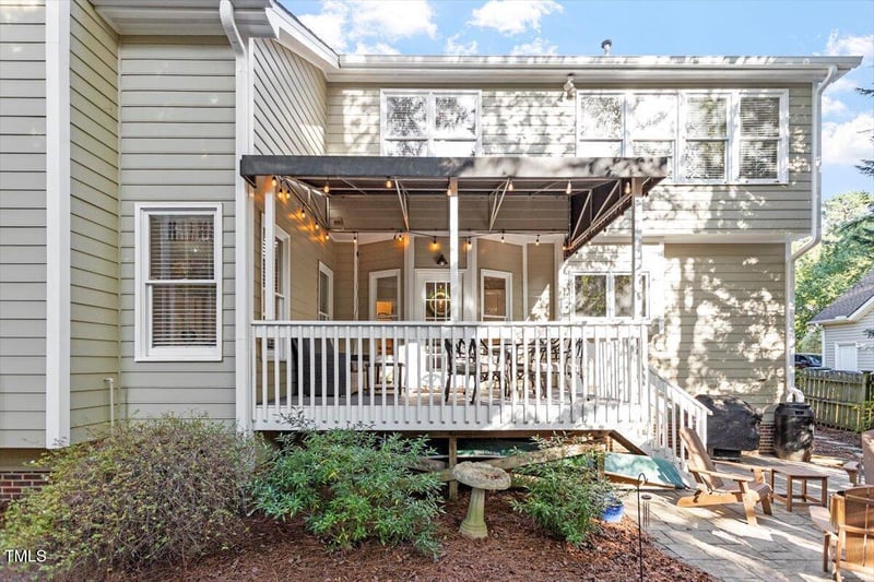124 Covington Square Dr, Cary, NC 27513