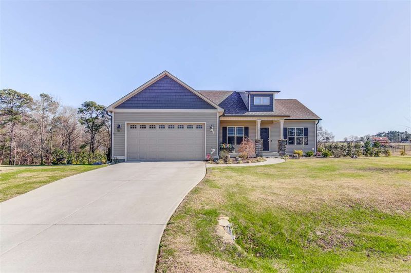 124 Creech Place Dr, Benson, NC 27504