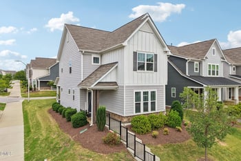 124 Daisy Grove Ln, Holly Springs, NC 27540