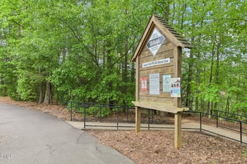 124 Daisy Grove Ln, Holly Springs, NC 27540