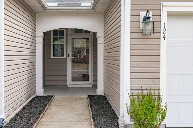 124 Daneborg Rd, Durham, NC 27703