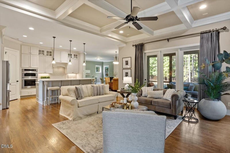 124 Dartmoor Ln, Raleigh, NC 27614