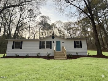 124 Decoy Dr, Pikeville, NC 27863