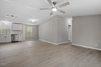 124 Decoy Dr, Pikeville, NC 27863