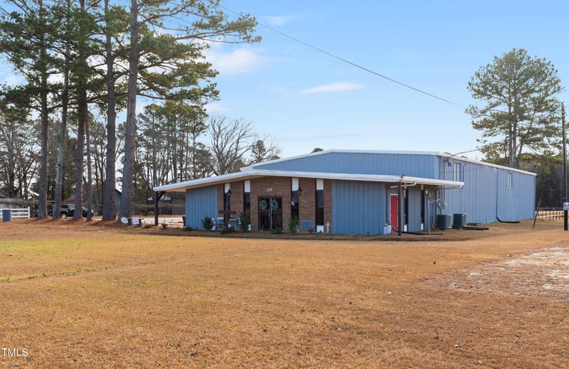 124 Don Ron Rd, Erwin, NC 28339