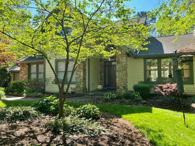 124 Donegal Dr, Chapel Hill, NC 27517