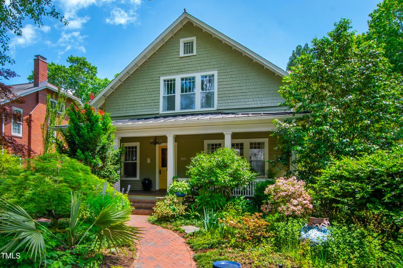 124 Forest Rd, Raleigh, NC 27605