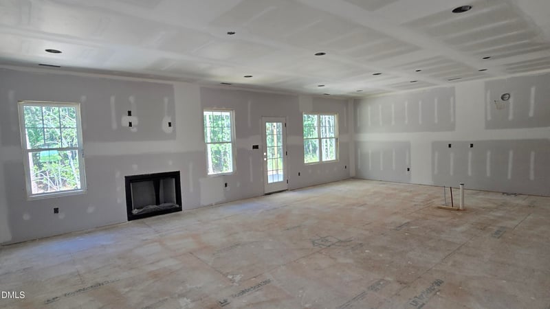 124 Freedom Ridge Dr, Smithfield, NC 27577