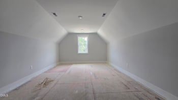 124 Freedom Ridge Dr, Smithfield, NC 27577
