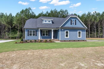 124 Freedom Ridge Dr, Smithfield, NC 27577