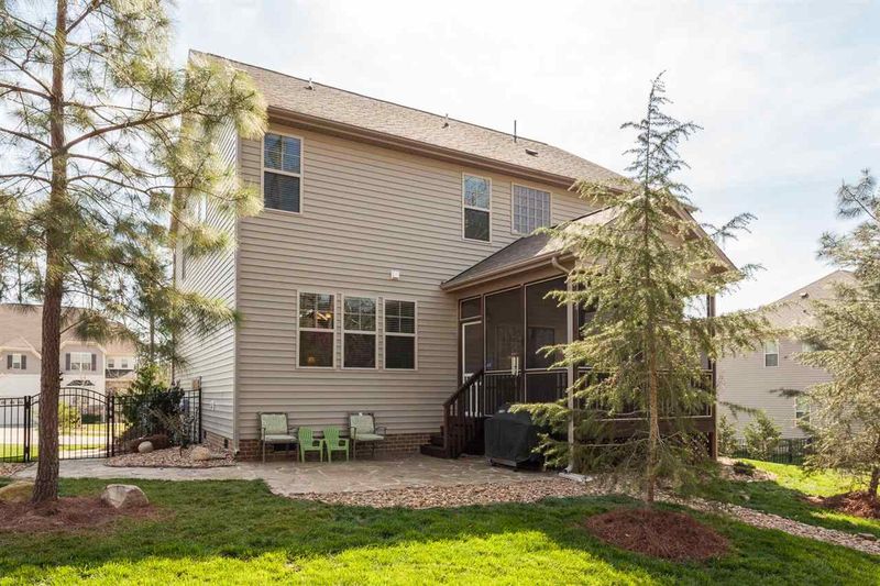 124 Gathering Pl, Durham, NC 27713