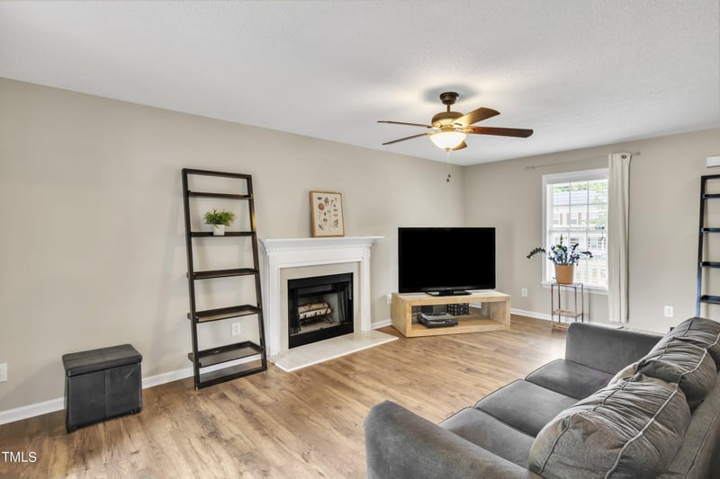 124 Gentle Rio Ct, Garner, NC 27529