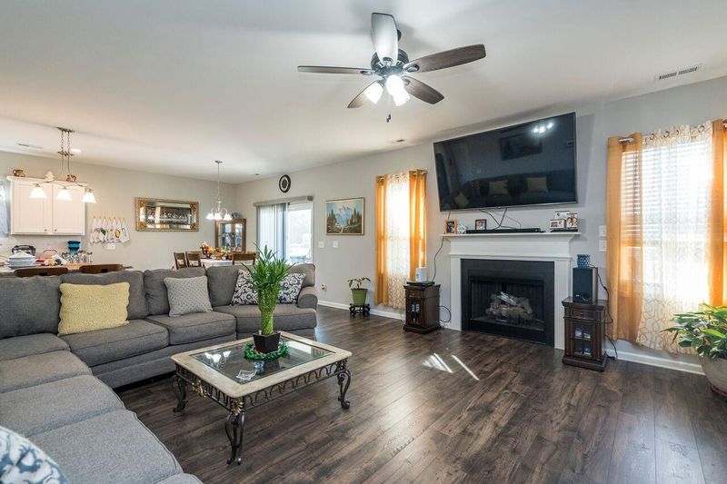 124 Heart Pine Dr, Wendell, NC 27591