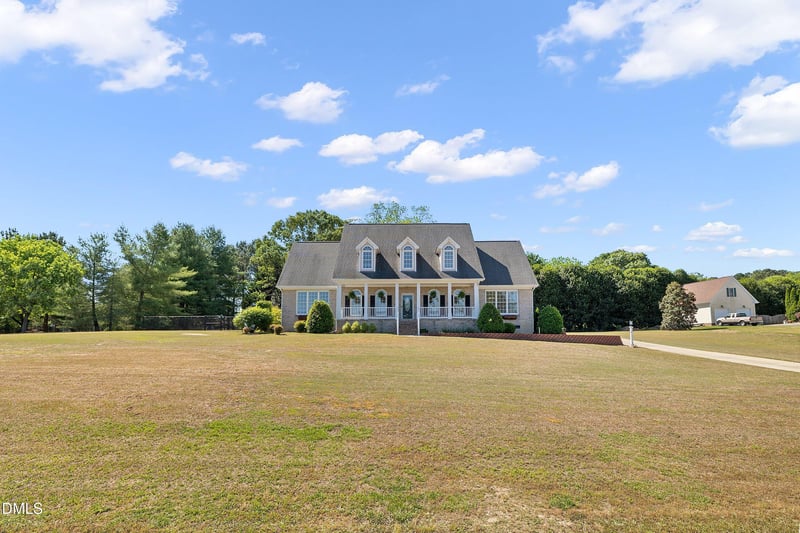124 Highland Dr, Angier, NC 27501