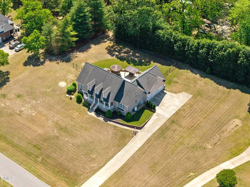 124 Highland Dr, Angier, NC 27501